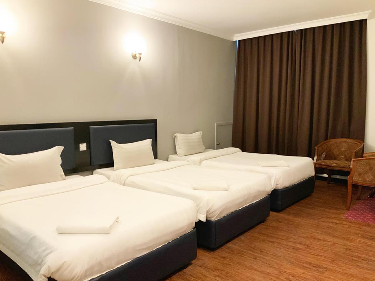 Golden Hotel Kota Kinabalu Buitenkant foto
