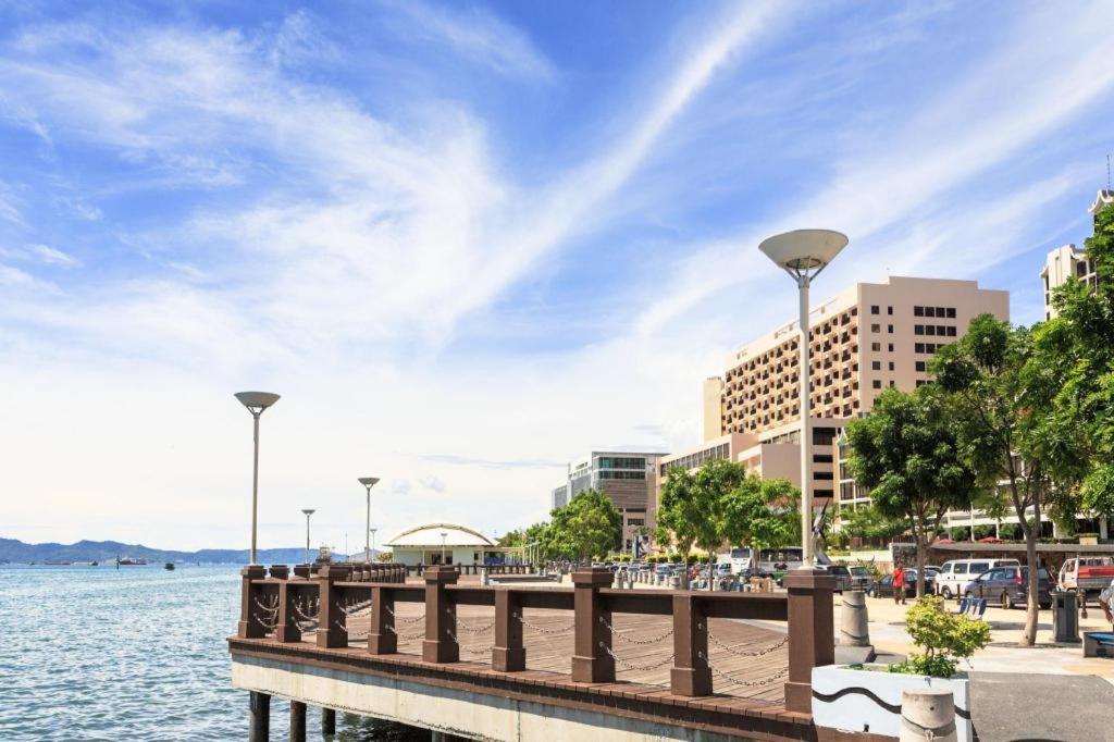 Golden Hotel Kota Kinabalu Buitenkant foto