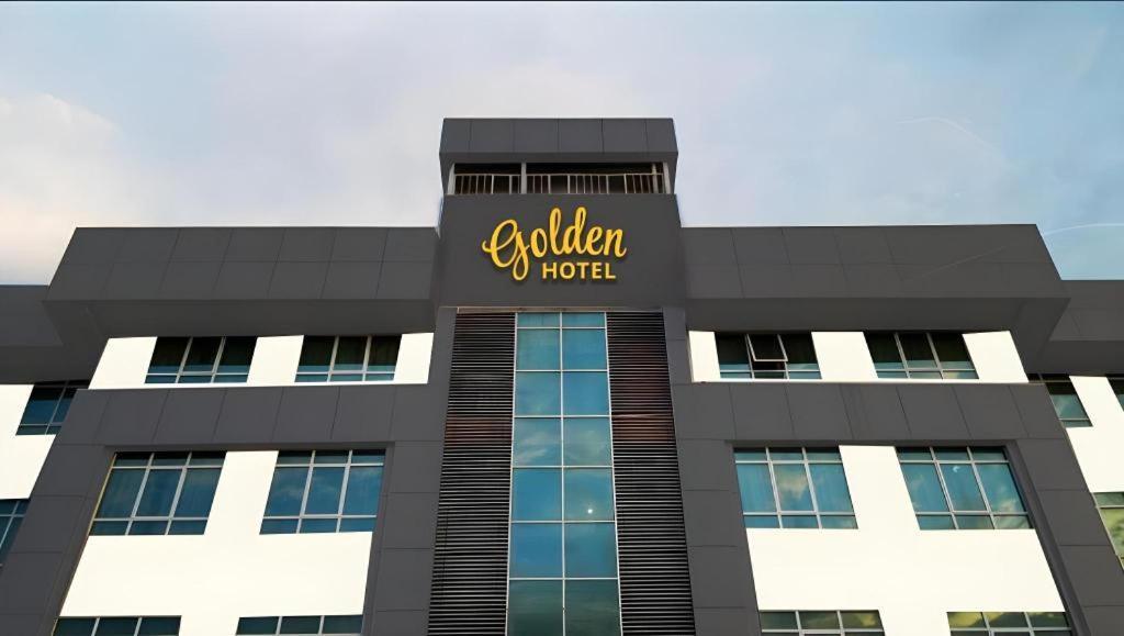 Golden Hotel Kota Kinabalu Buitenkant foto
